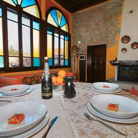 아파트 Arolo Sleeps 5 *