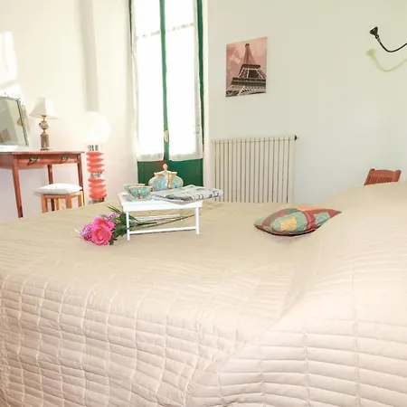 Arolo Sleeps 5 * Monvalle