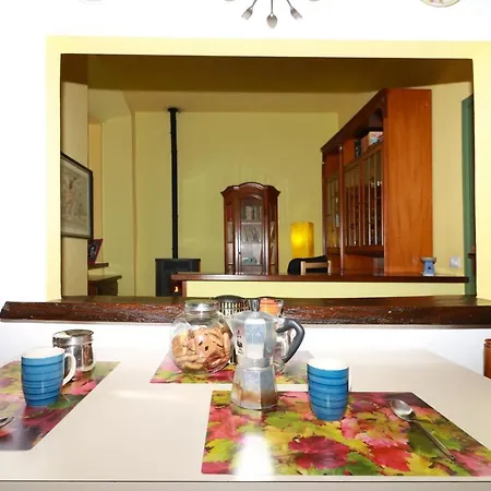 Arolo Sleeps 5